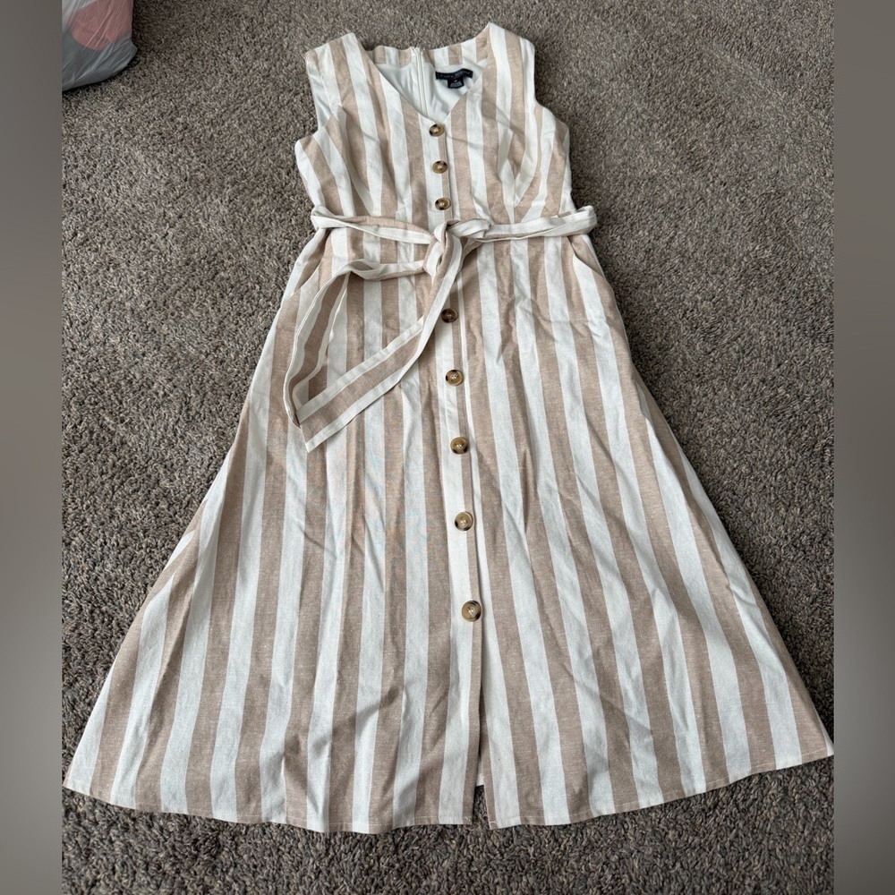 Jessica Howard Tan and White Striped Midi Dress